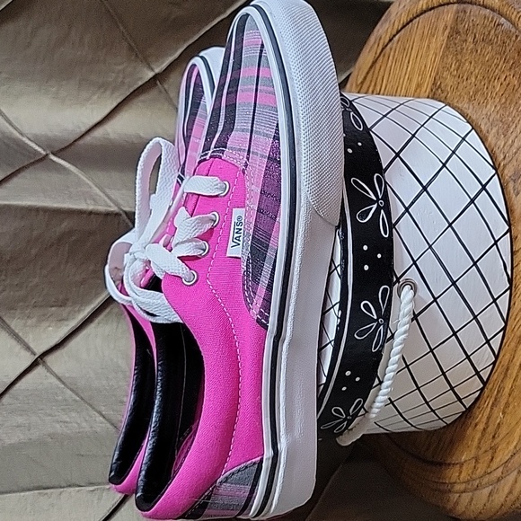 EUC- Vans ‘Authentic’ Plaid Accent Canvas Sneakers - Picture 3 of 9